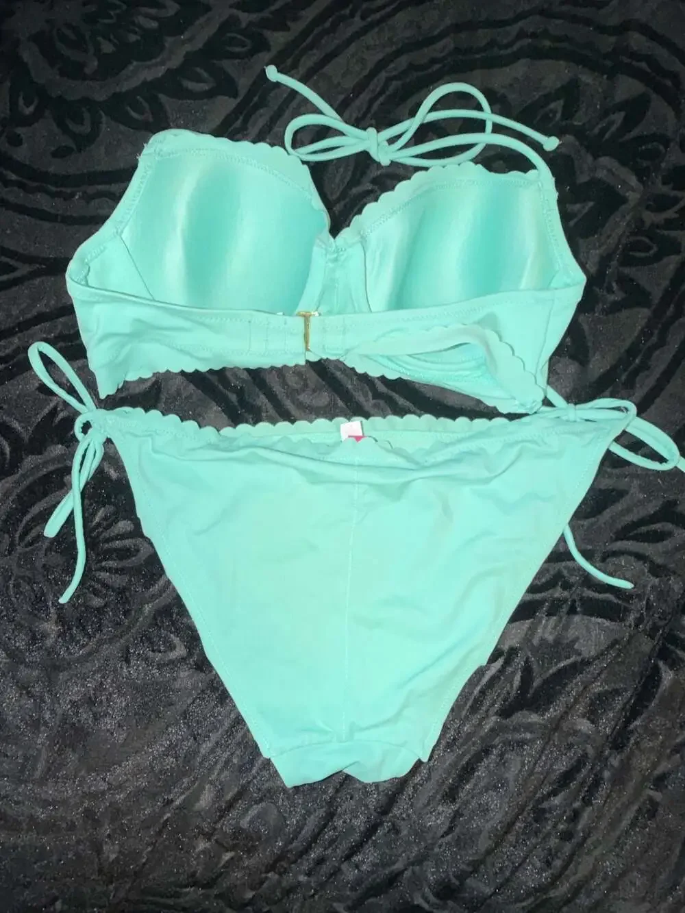 Victoria's Secret Mint Green Scalloped Halter underwire Bikini Set 32C / S